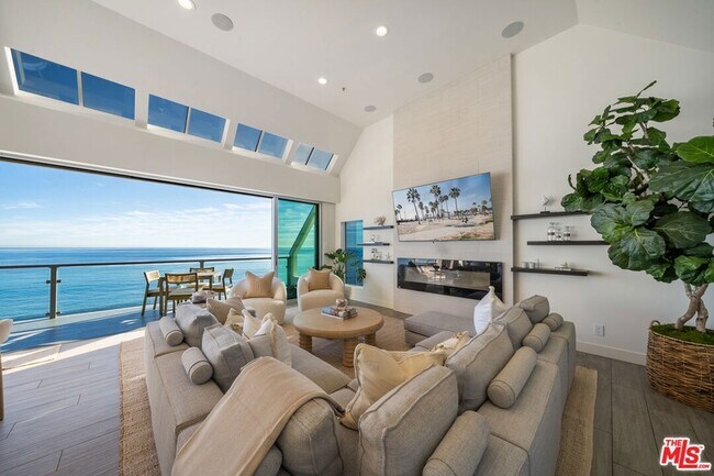 Building Photo - 26508 Latigo Shore Dr