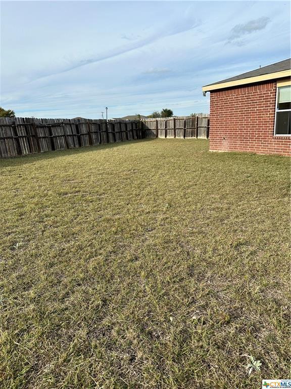 Building Photo - "Spacious 4-Bedroom Gem with 2 Full Baths in Killeen, TX - 1,647 Sq Ft of Comfort Awaits!"