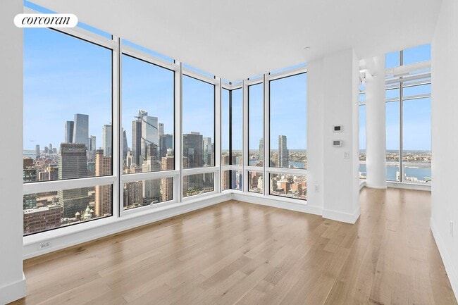 Building Photo - 306 W 48th St