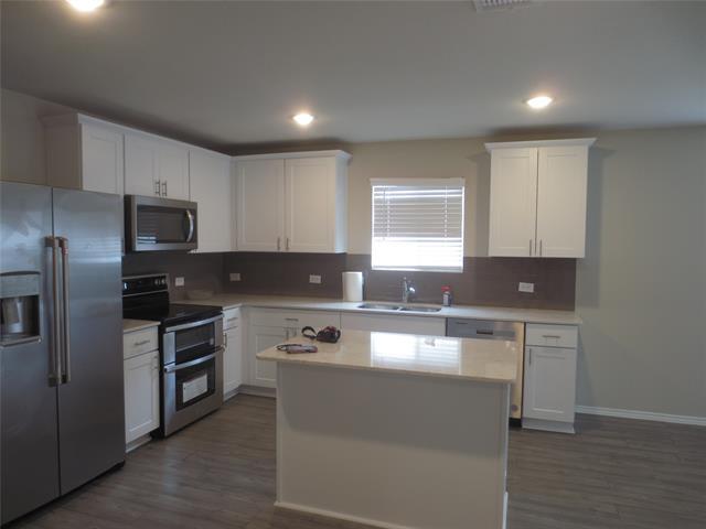 Building Photo - 4633 Benham Dr