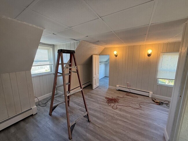 Primary Photo - 304 Malden St