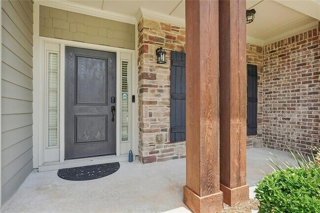 Building Photo - 5811 Kendrix Ridge Dr