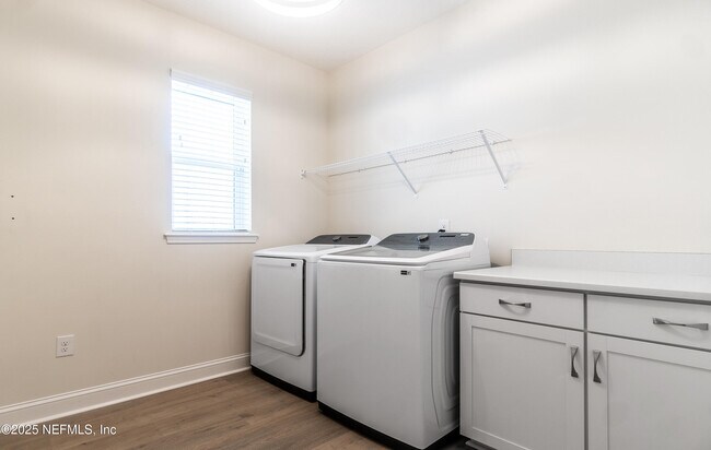 Building Photo - 3214 Carolina Rose Ct