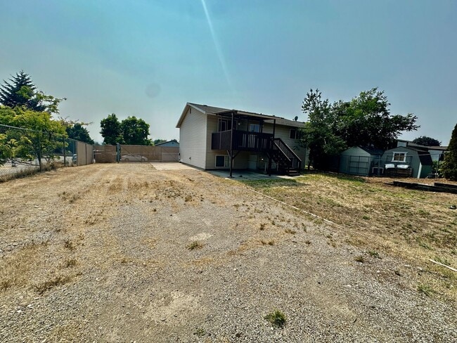 Building Photo - 3315 E Garnet Ave