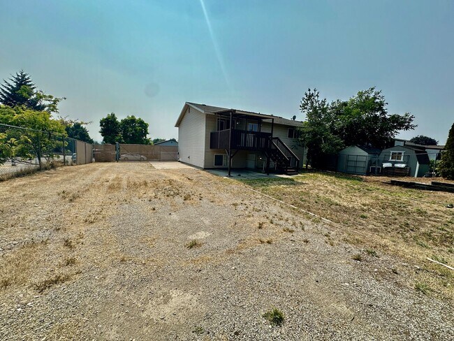 Building Photo - New on the Market