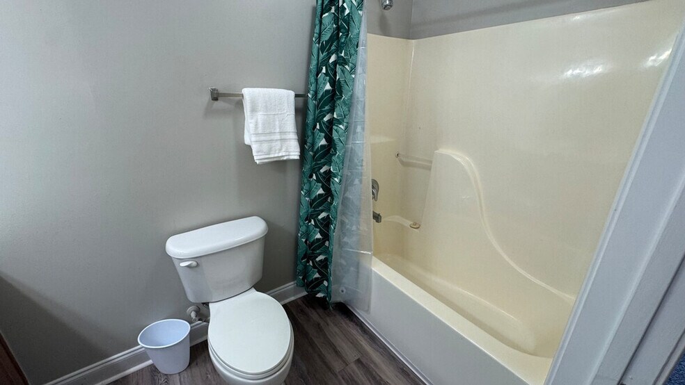 Building Photo - 117 Growden Ln