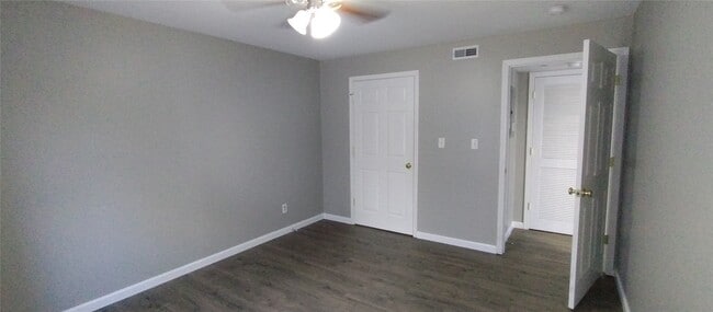 Building Photo - 1201 Spring Creek Ln