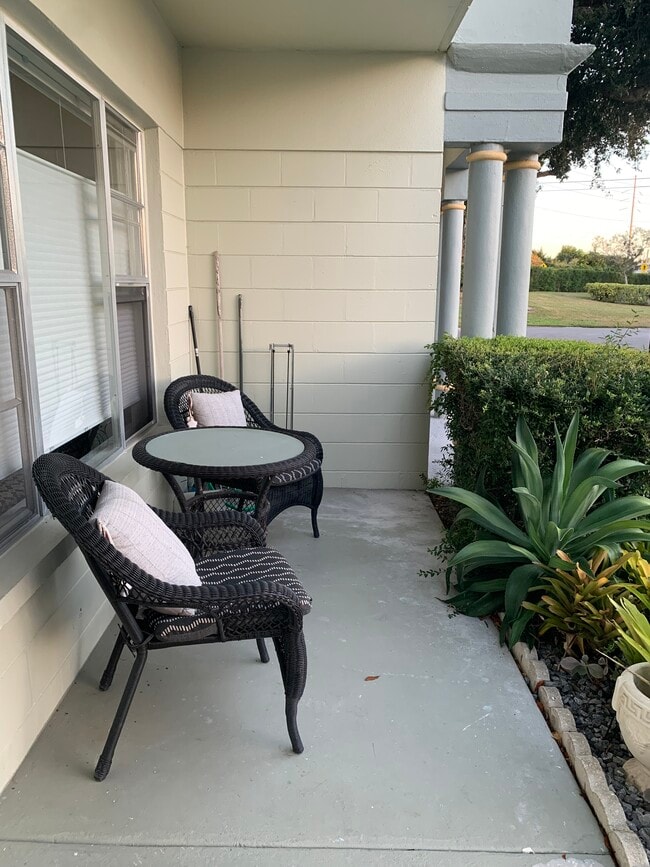 Building Photo - 2292 Costa Rican Dr