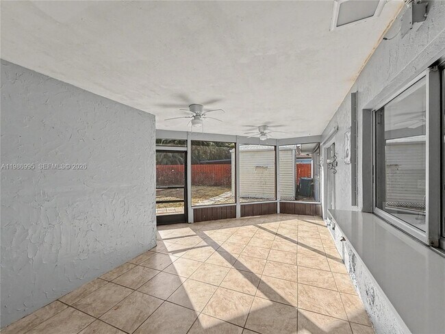 Building Photo - 7658 Laurel Valley Rd