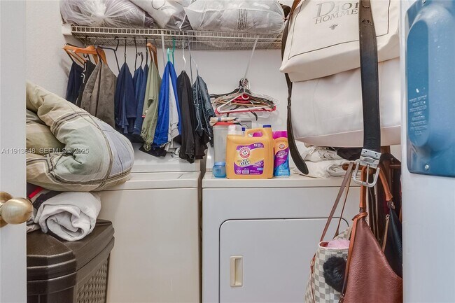 Building Photo - 21441 SW 85th Path