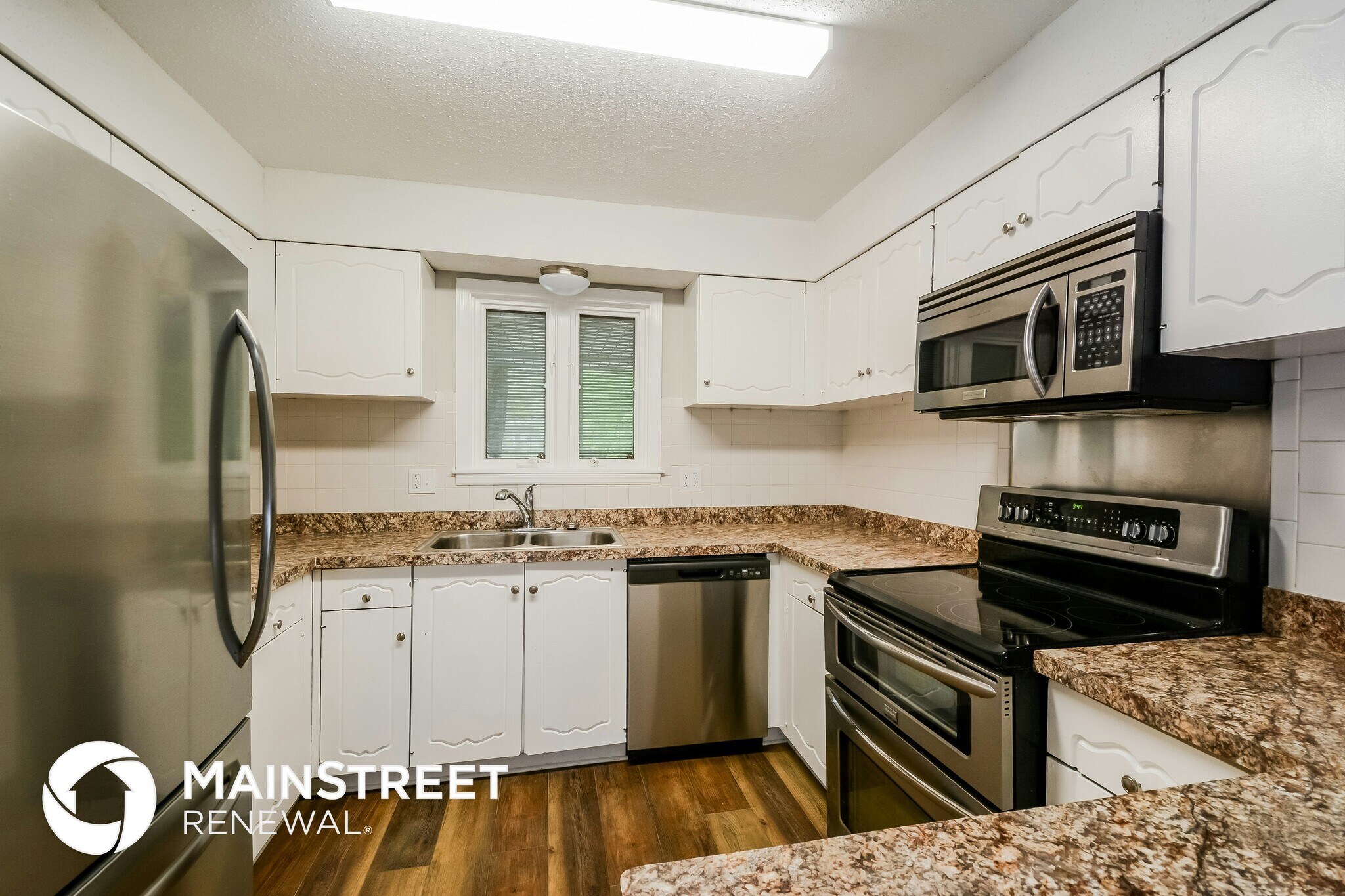 Building Photo - 2354 Sarthe Ct