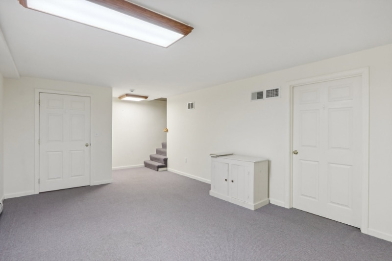 Building Photo - 48 Lawndale Ave