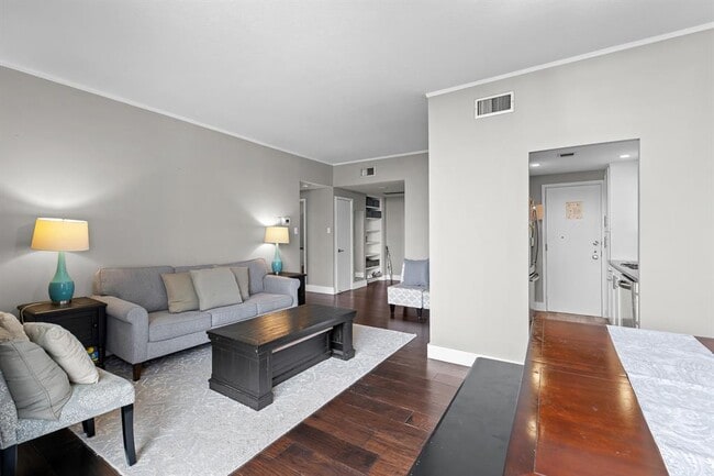 Building Photo - 1801 Lavaca St