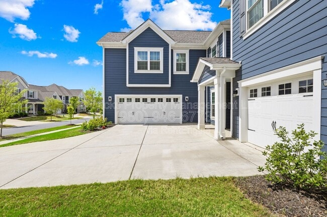 Building Photo - 14917 Baldridge Dr