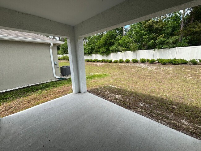 Building Photo - Greystone Hills - 3/2/2 ***Won't Last***