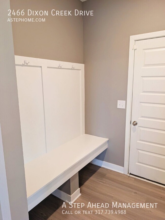 Building Photo - 2466 Dixon Crk Dr