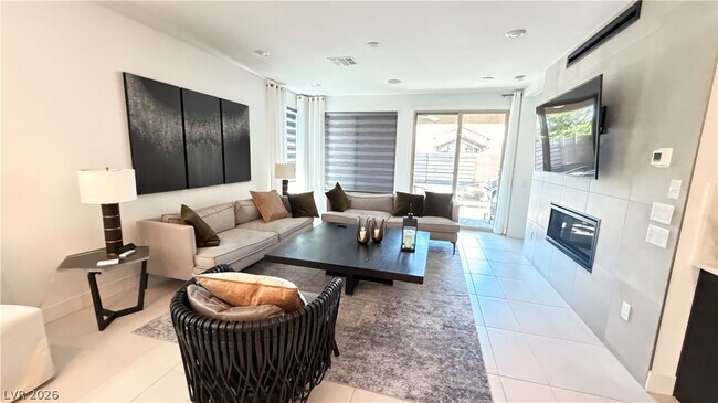 Building Photo - 6589 Songfest St