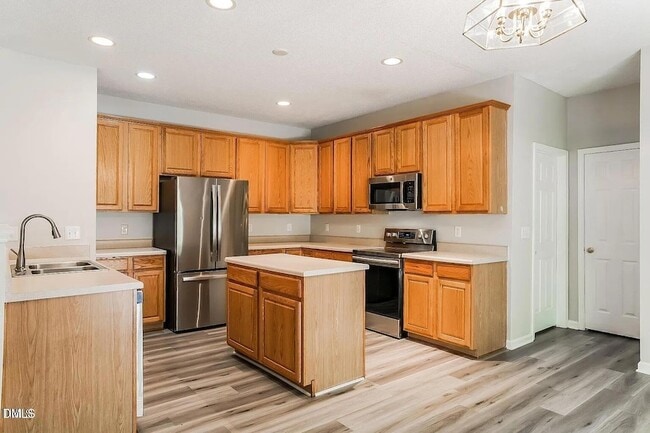 Building Photo - 4443 Karlbrook Ln
