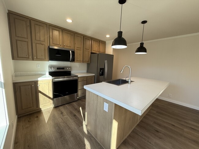 Building Photo - 7250 US-89