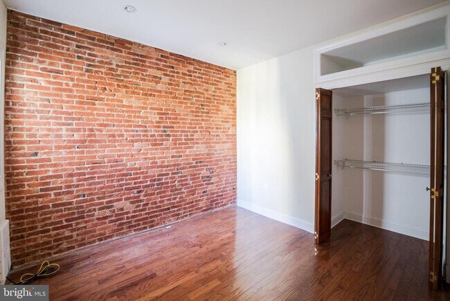 Building Photo - 1836 E Passyunk Ave