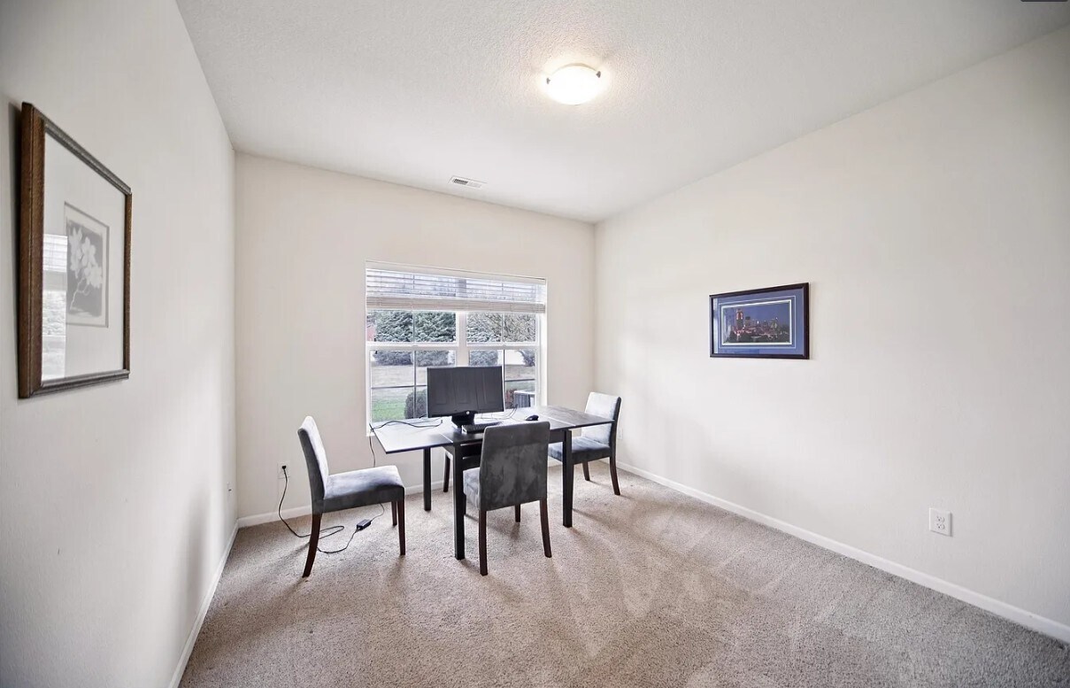 Building Photo - 8350 Ep True Pky