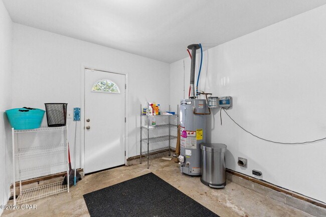 Building Photo - 1006 Tennessee Ave