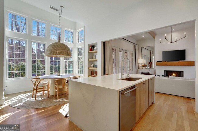 Building Photo - 118 Gainey Ln