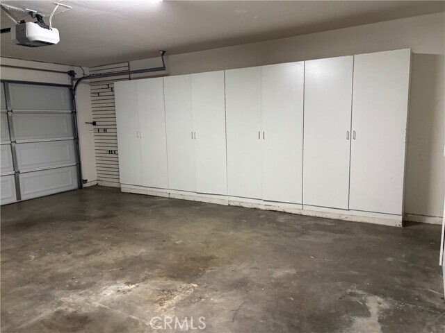 Building Photo - 136 N Lohrum Ln