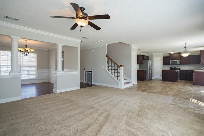 Building Photo - 141 Powers Dr