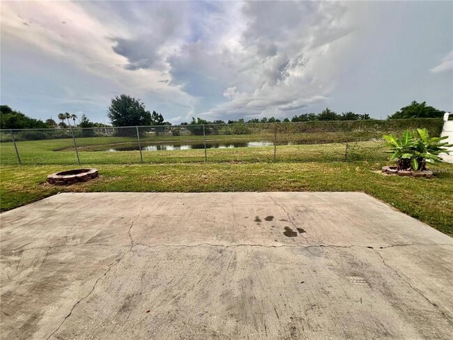 Building Photo - 12500 Wisconsin Woods Ln