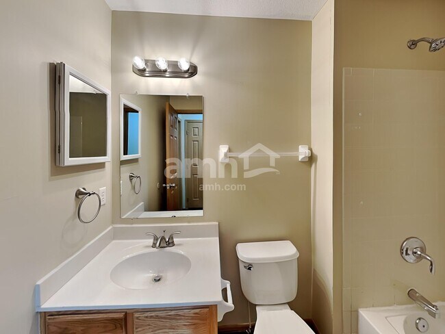 Building Photo - 2372 Myrtle Valley Dr