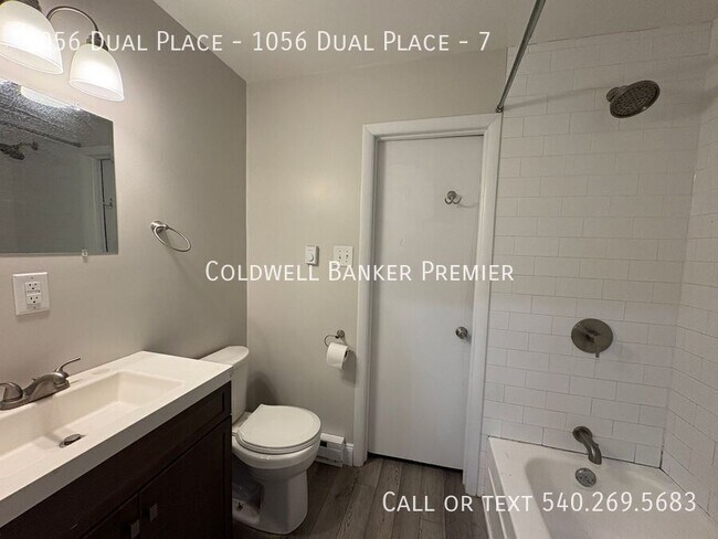 Building Photo - 1056 Dual Pl