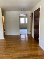 Building Photo - 396 Lillian Ave