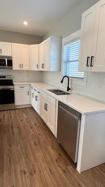 Building Photo - 2506 Villa Dr