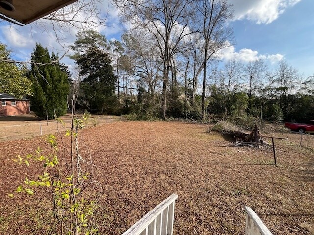 Building Photo - 1808 Sussex Dr