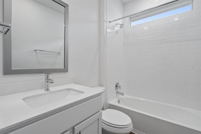 Building Photo - 305 Barton Run Dr