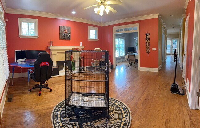 Building Photo - 4 BED/2 BATH PRIVATE DECATUR ESTATE FOR LE...