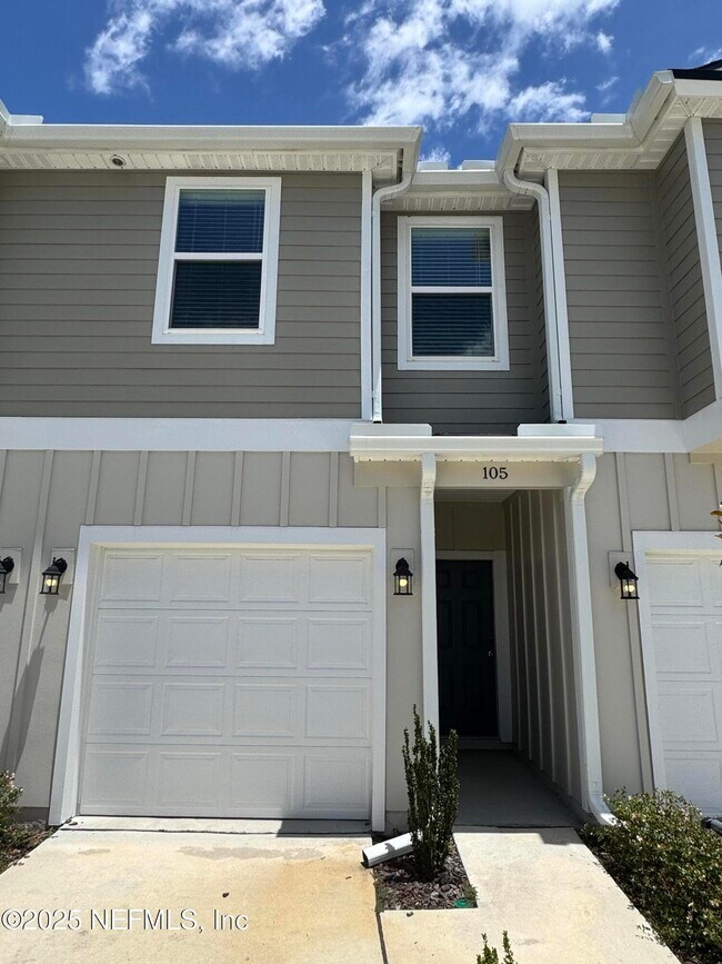 Primary Photo - 105 Palma Dr