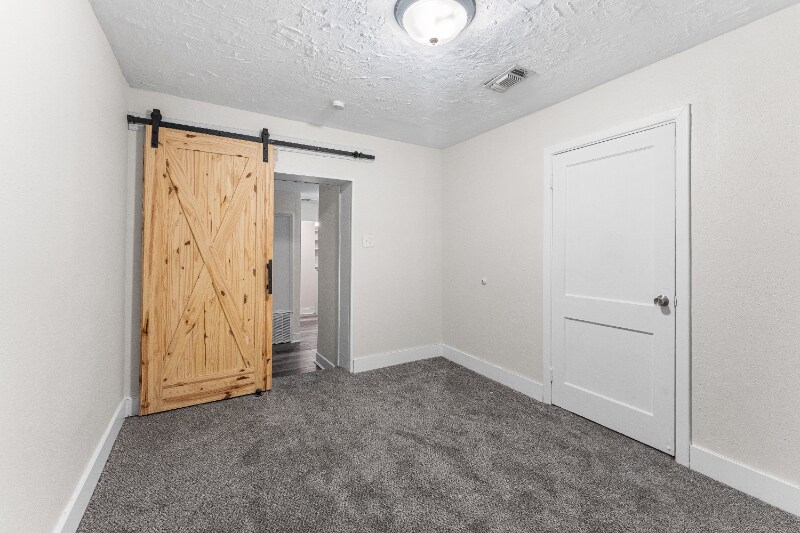 Building Photo - 620 Prichard Ave