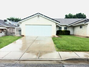 Building Photo - 1308 Millcreek Duplex