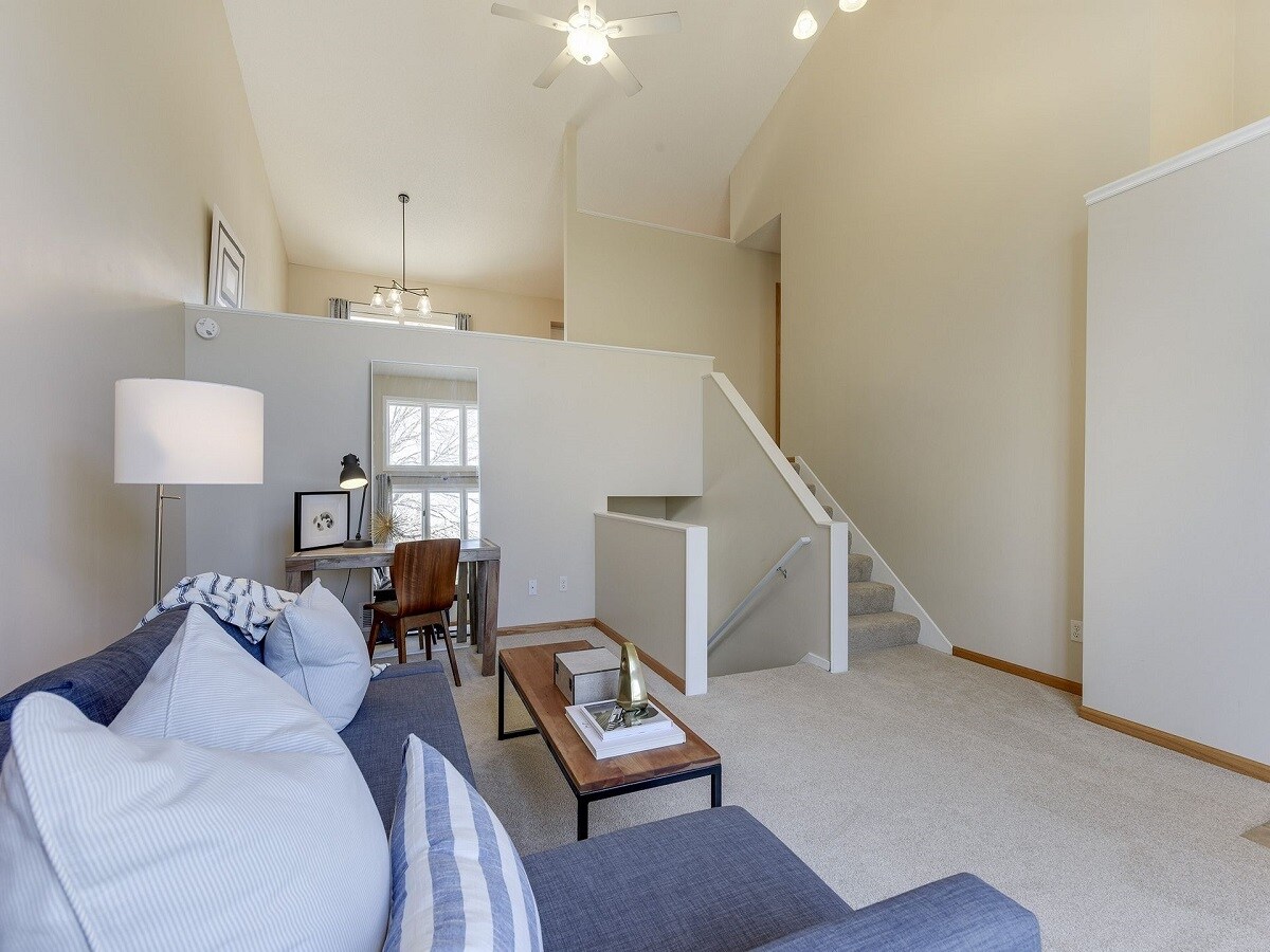 Building Photo - 17505 Rustic Hills Dr