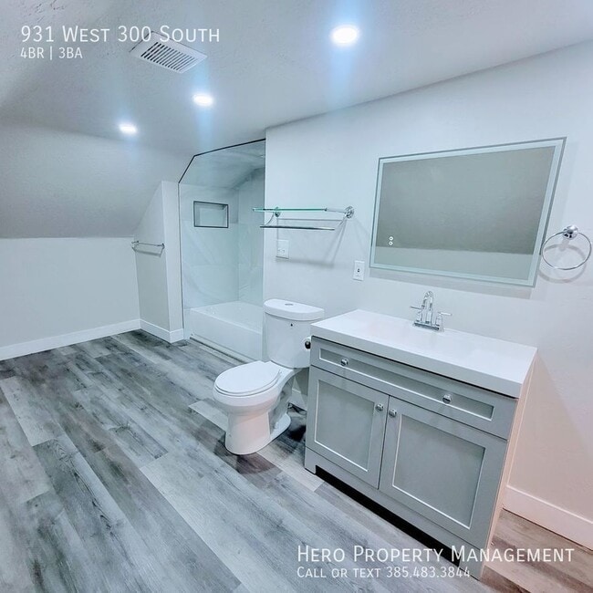 Building Photo - 931 W 300 S