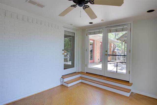 Building Photo - 942 Bridget Dr