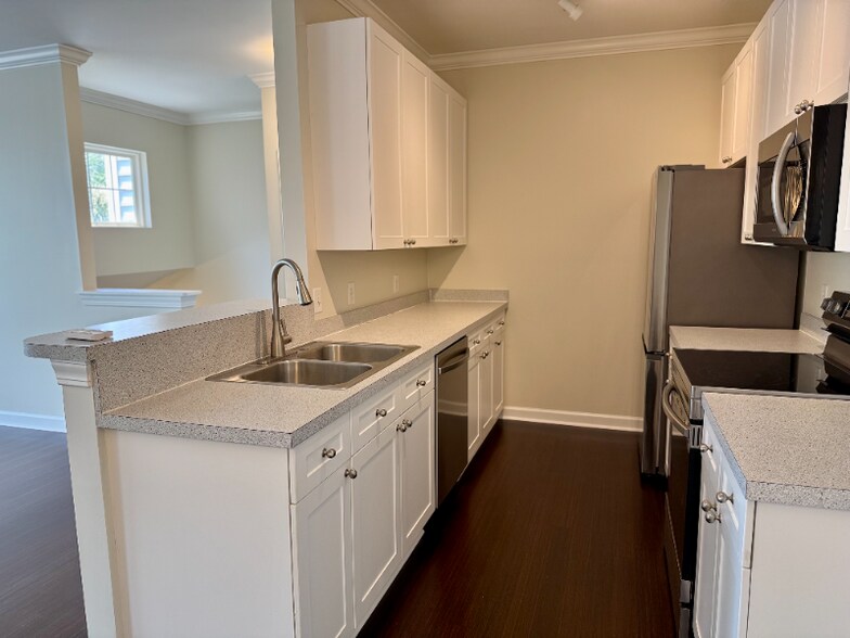 Building Photo - 1462 Wellbrooke Ln