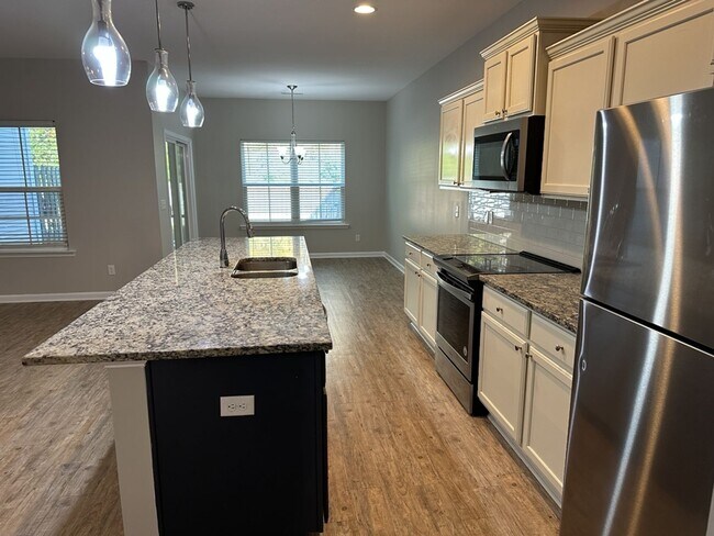 Building Photo - 48 Bellasera Wy