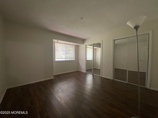 Building Photo - 411 Schley Ave