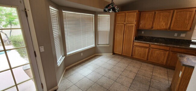 Building Photo - Well Maintained Single Story Pool Home in a great location!