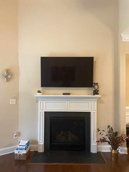 Building Photo - 8552 Loxton Cir