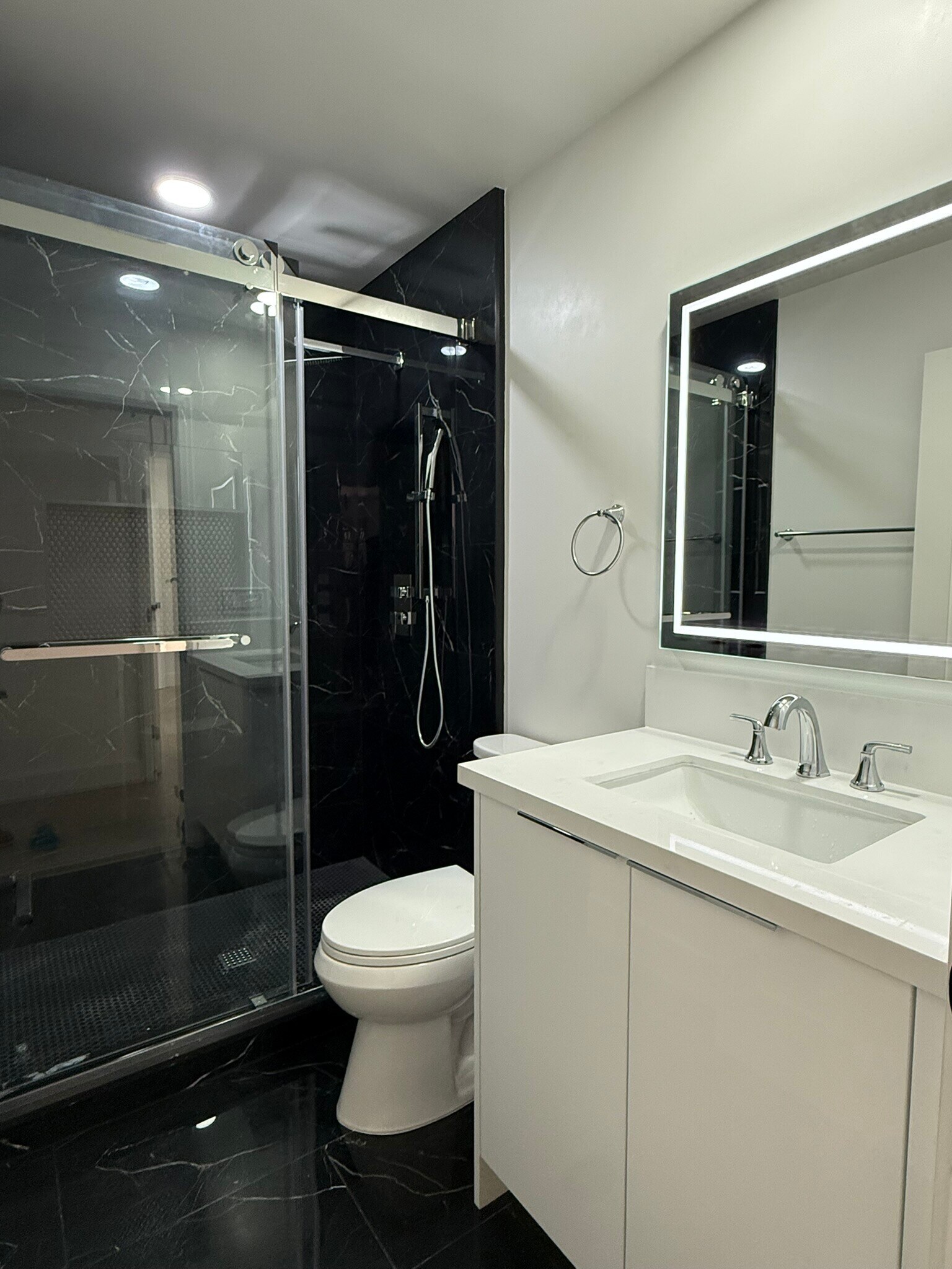 Building Photo - 14962 Rolling Ridge Dr