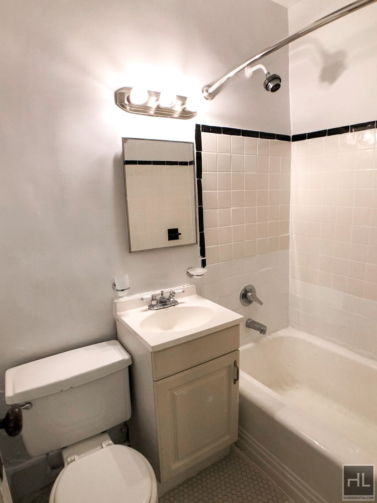 Building Photo - SECOND AVENUE